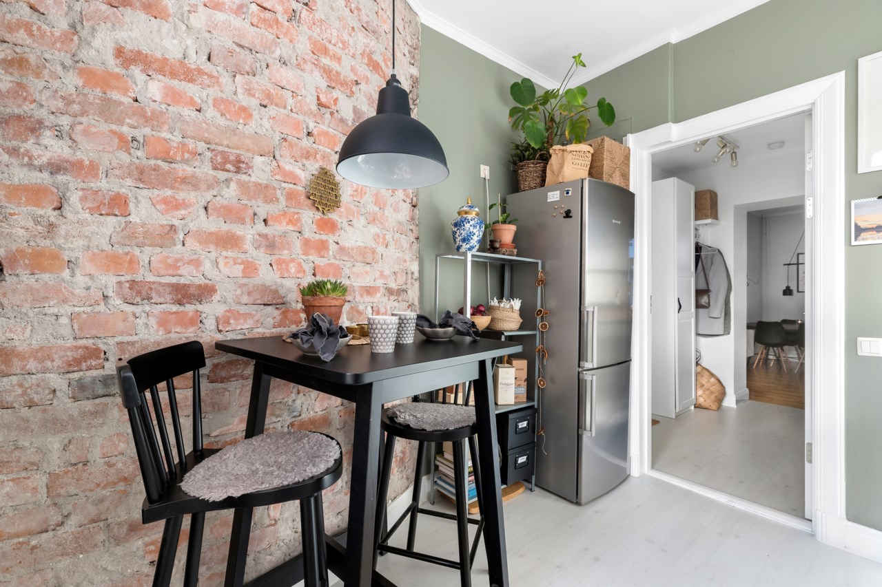 Vintergatan 15B, BV