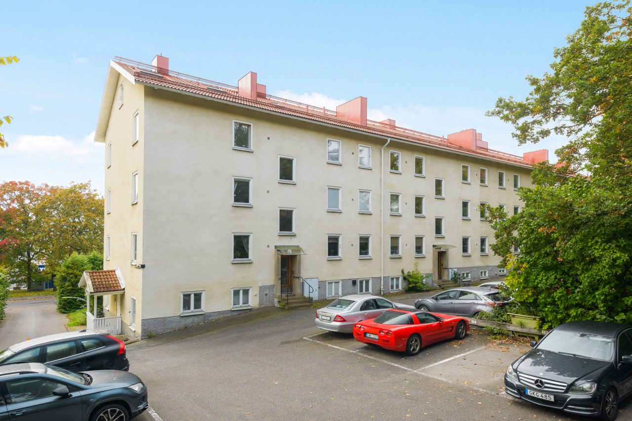 Adolfsbergsvägen 16