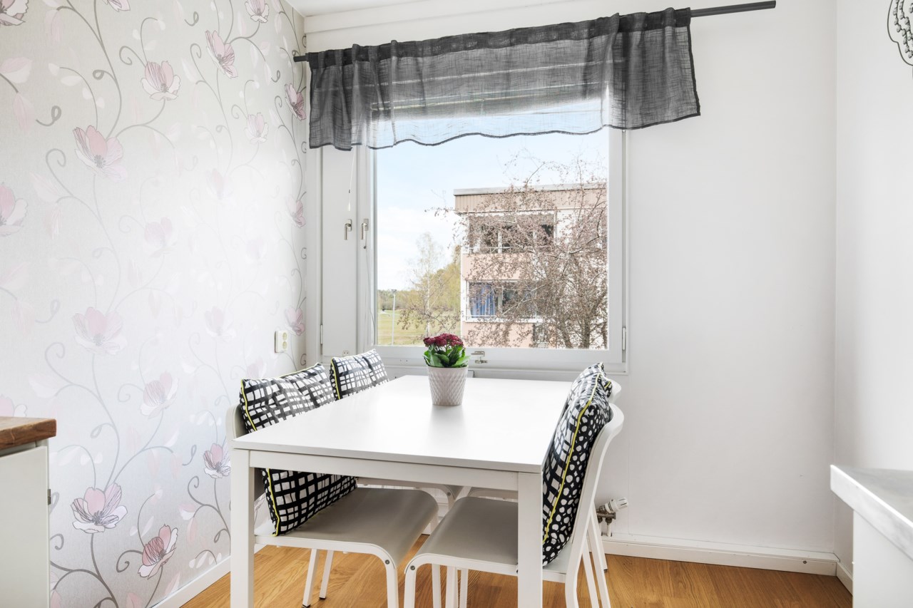 Hjortronvägen 41, 1tr