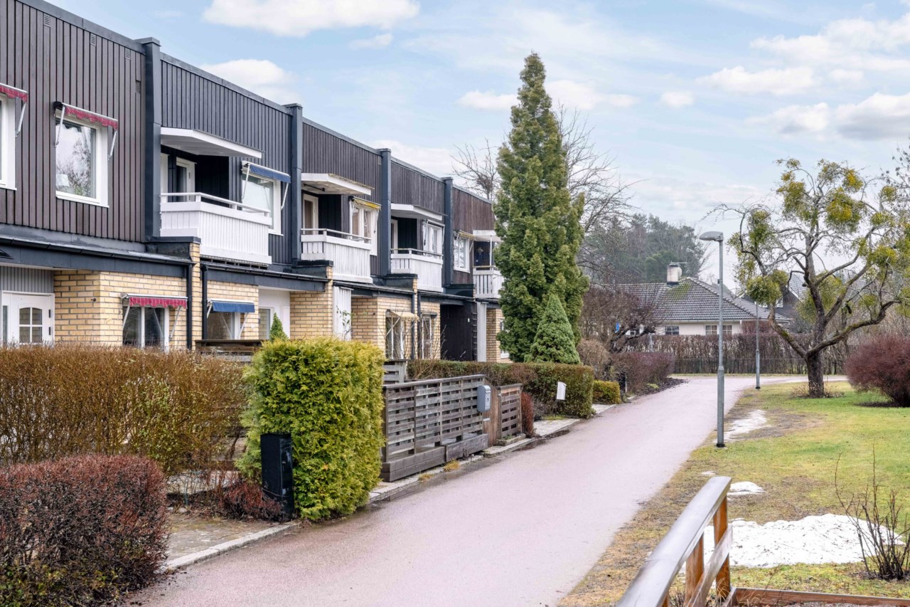Bronsnålsgatan 21