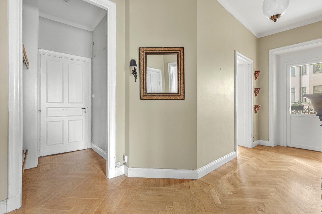 Hall