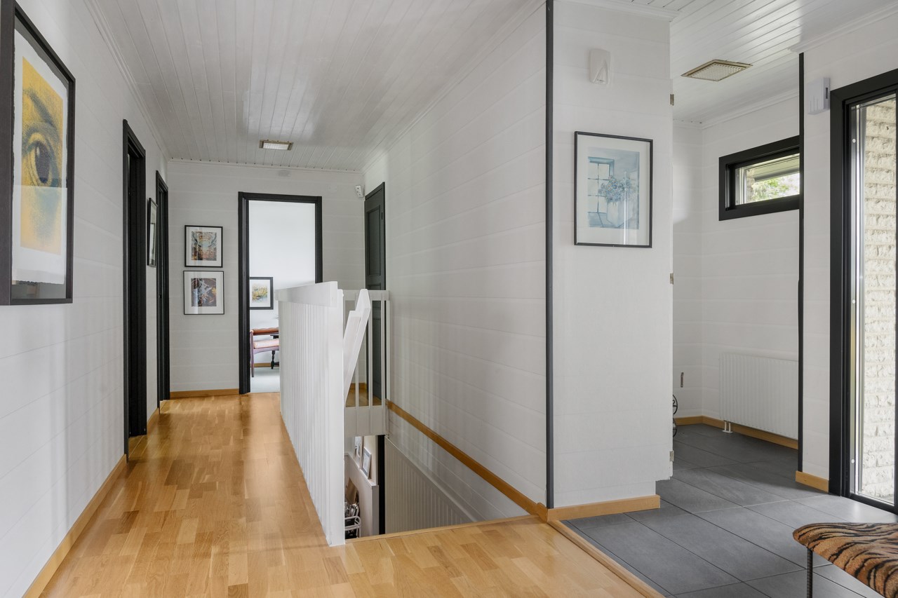 Eskadervägen 14