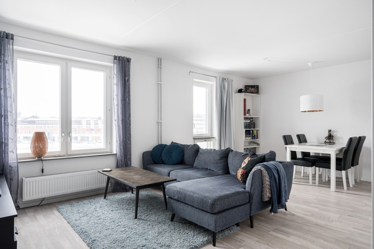 Sadelgatan 9