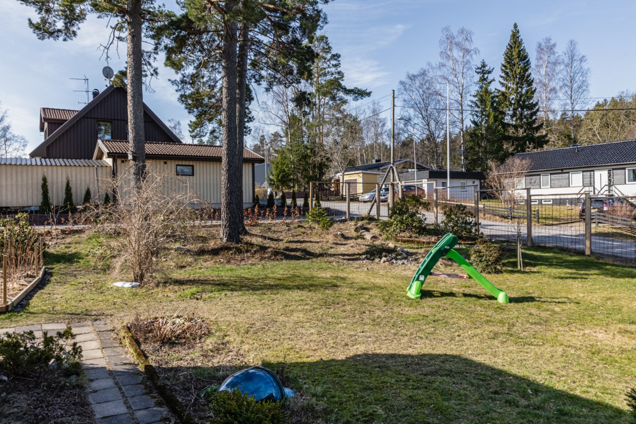 Terrängvägen 23