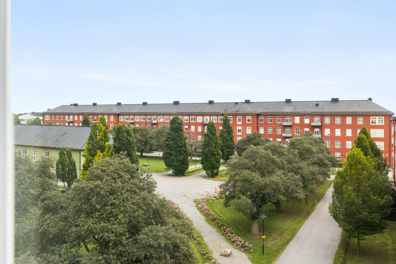 Follingbogatan 28