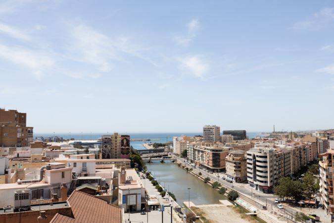 Costa del Sol - Stor lägenhet i centrala Malaga stad