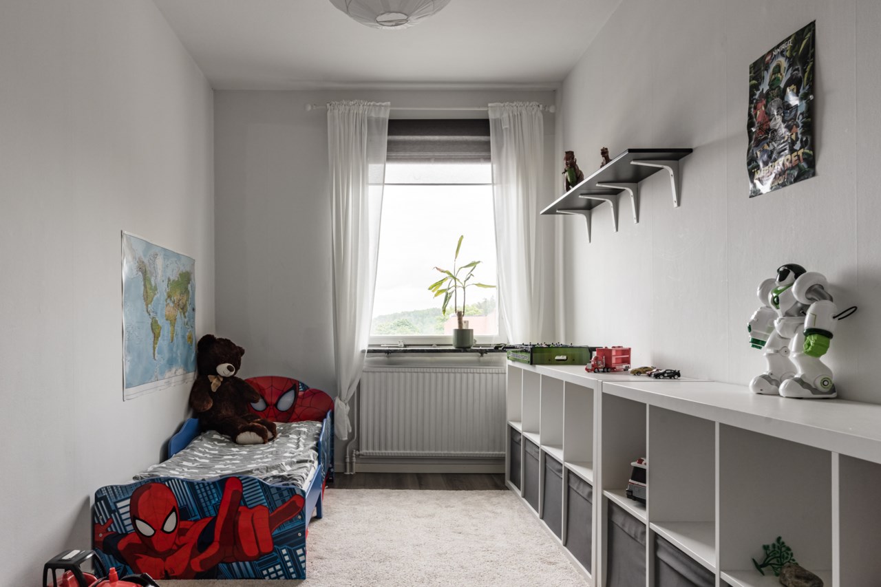 Tumba Torg 107, 5tr