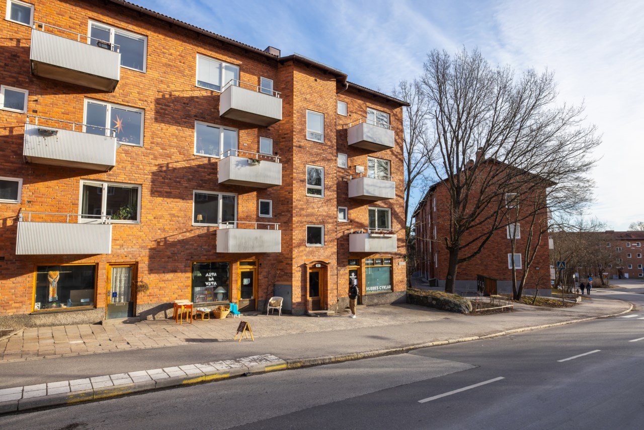 Sparbanksvägen 85, 2 tr