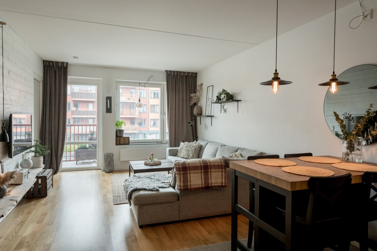 Safirgatan 3, 3tr hiss