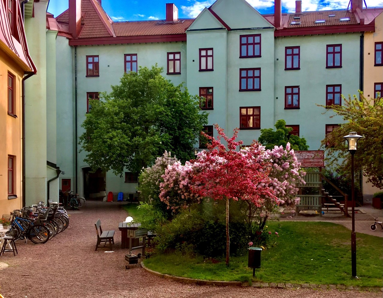 Oktobergatan 6A, 1 tr