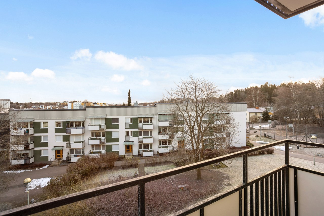 Logvägen 79