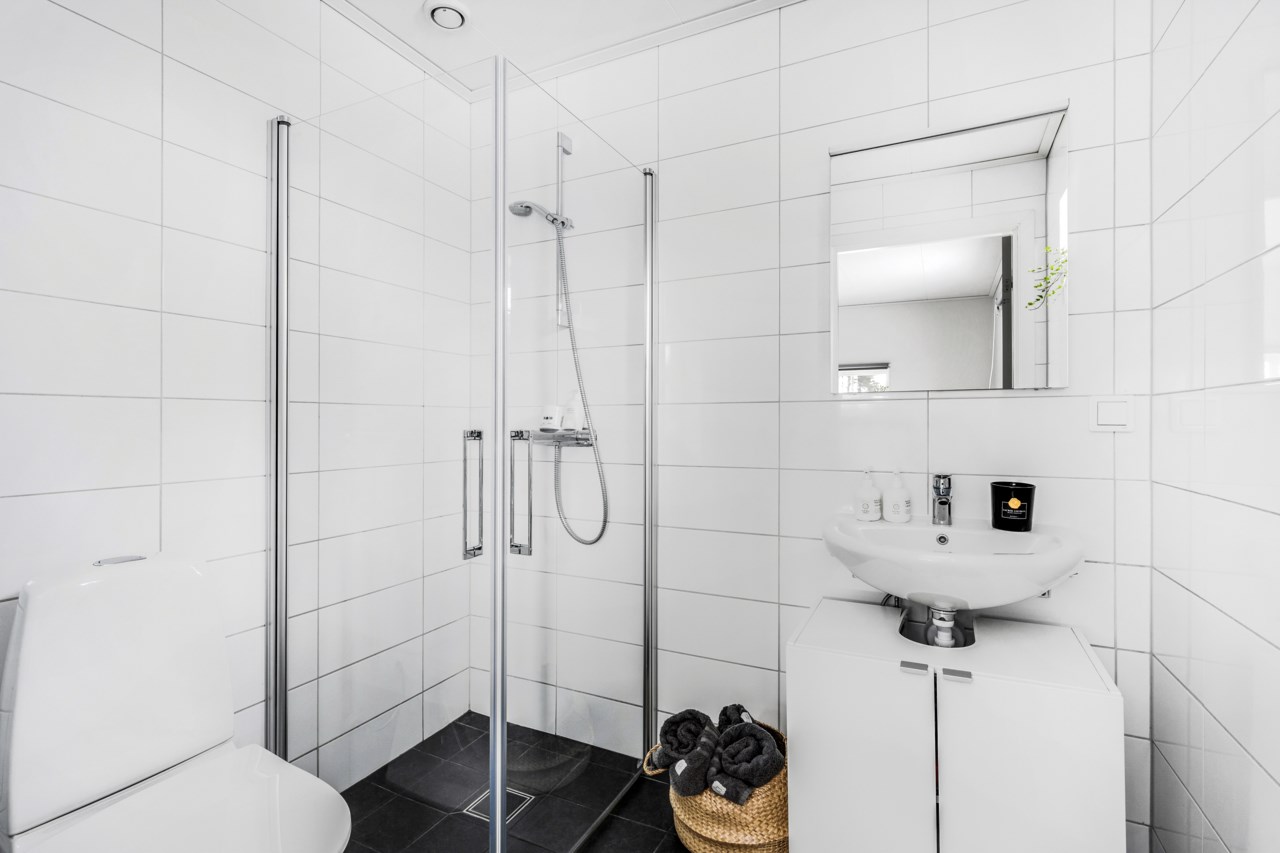 Tibble skogsväg 11