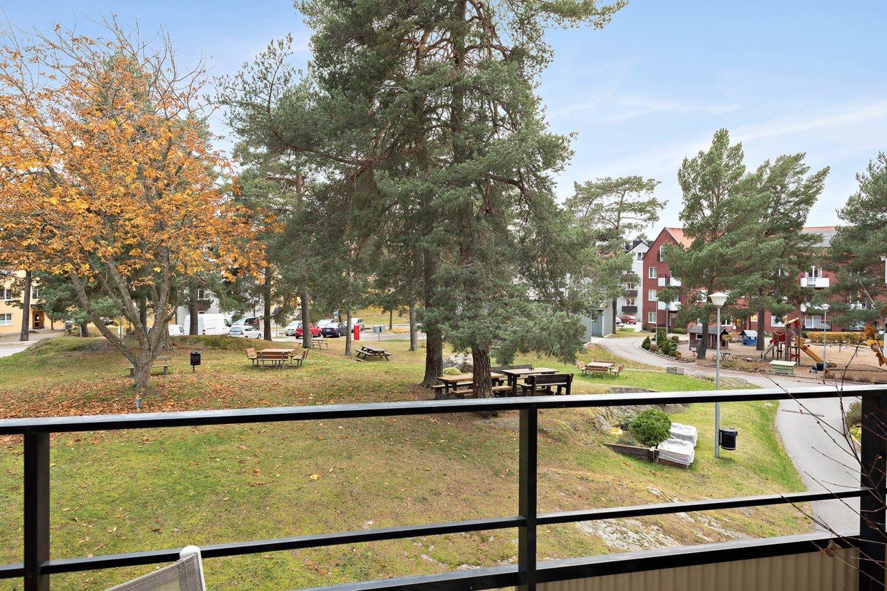 Domarvägen 6