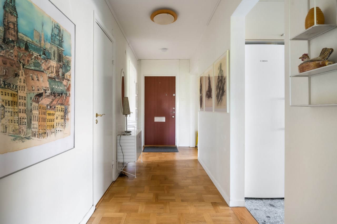 Hall