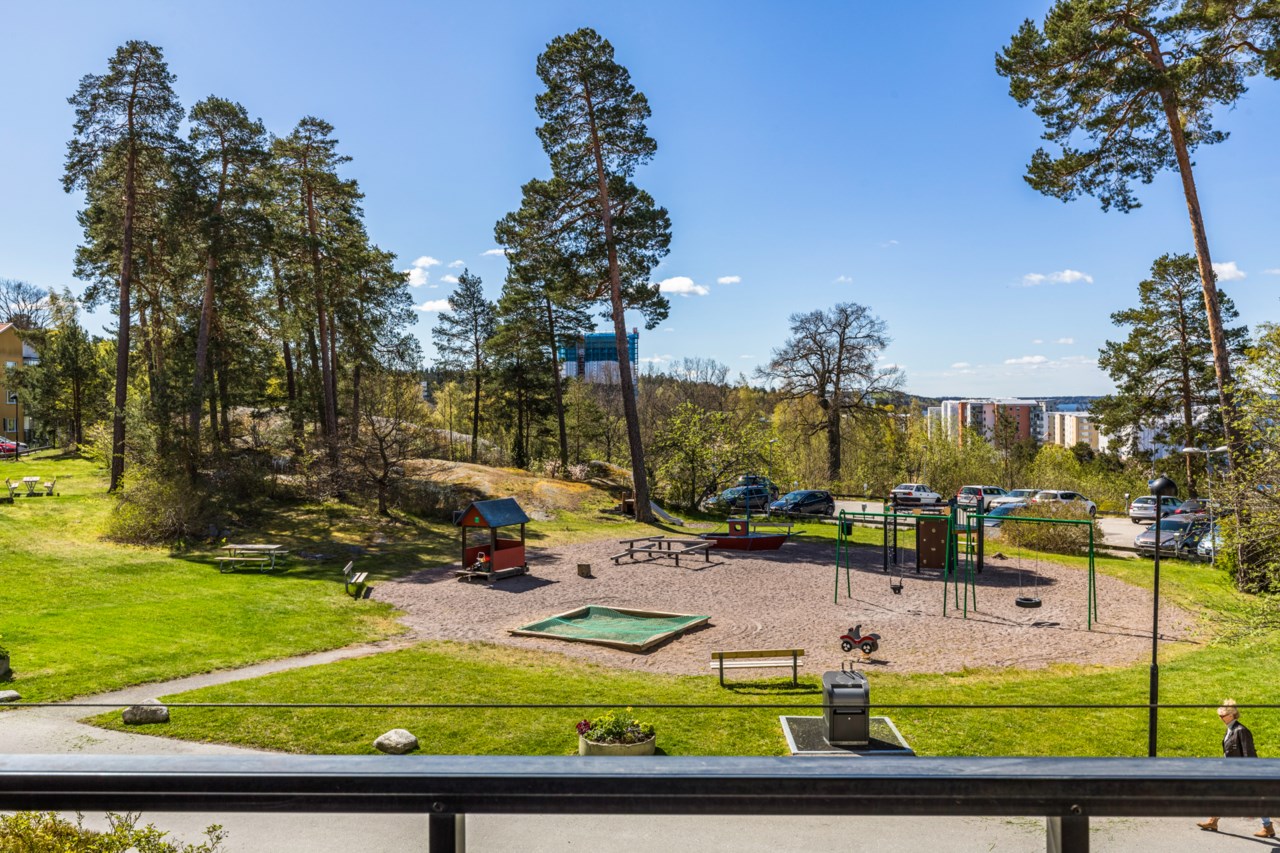 Smedvägen 12