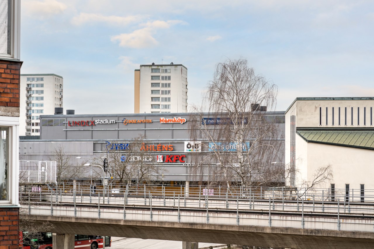 Larsbodavägen 53, 2tr
