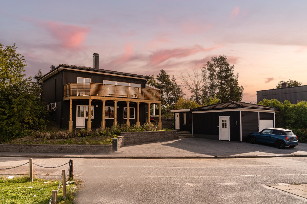 Mantalsvägen 12