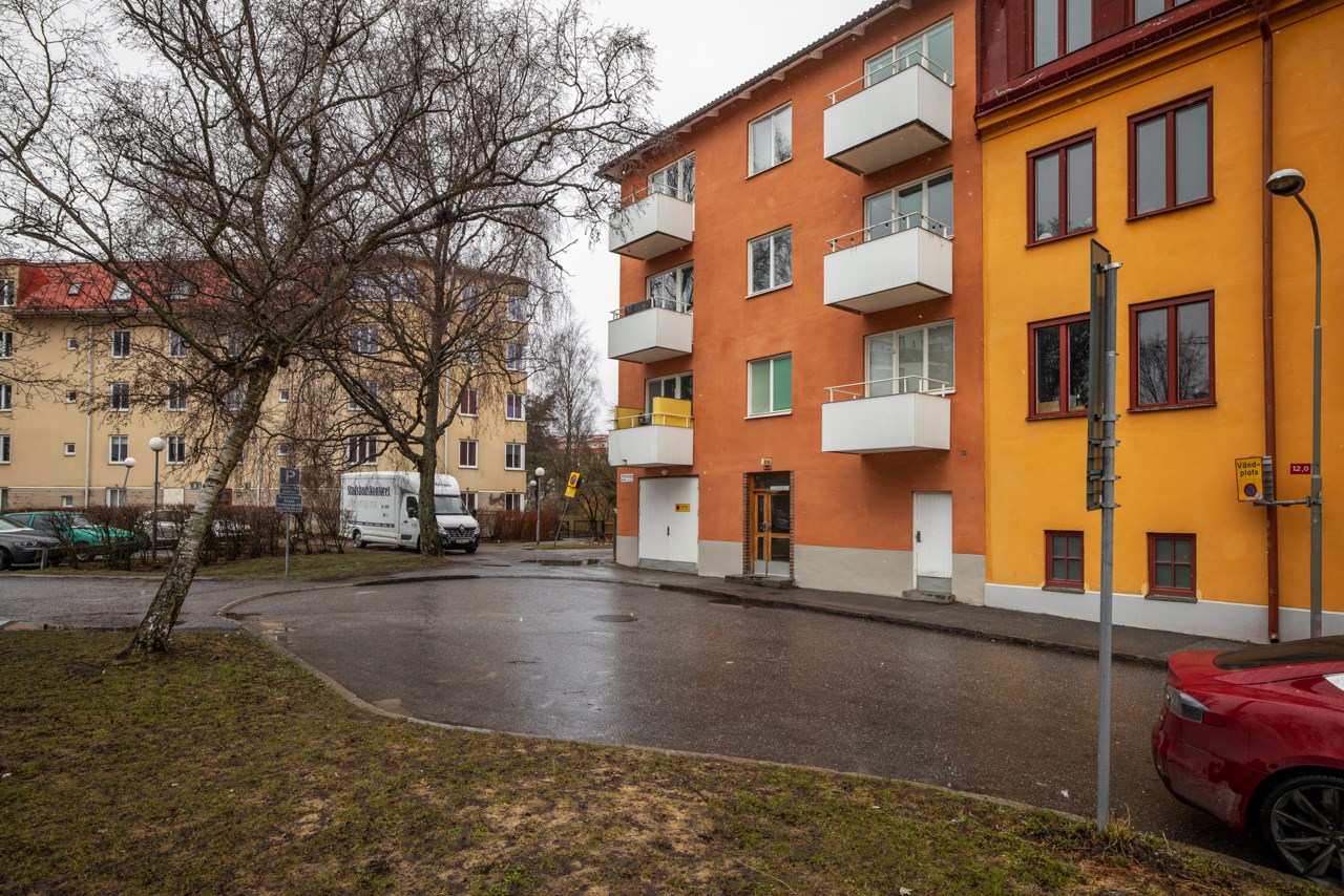 Tellusborgsvägen 88, högst upp!