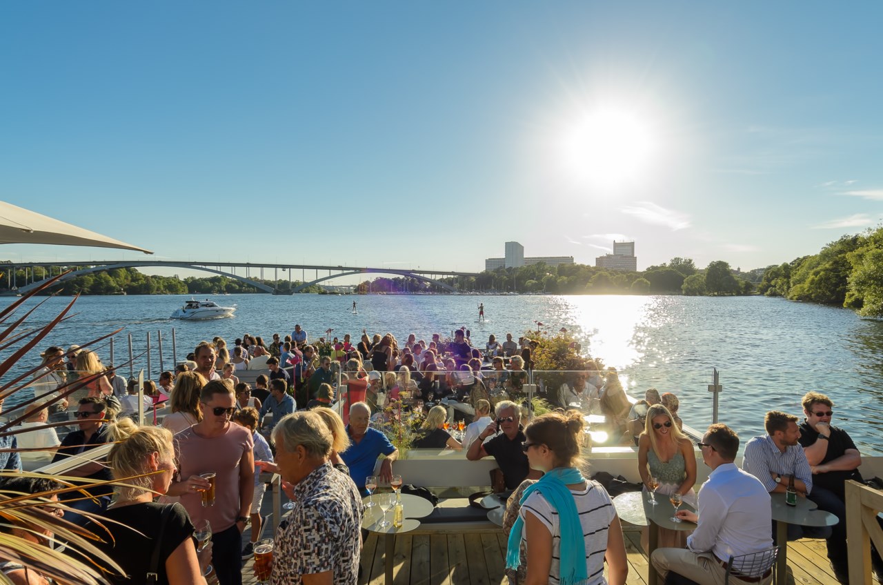 Mälarpaviljongen några kvarter från lägenheten