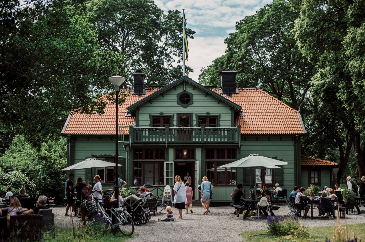 Folkparksvägen 172