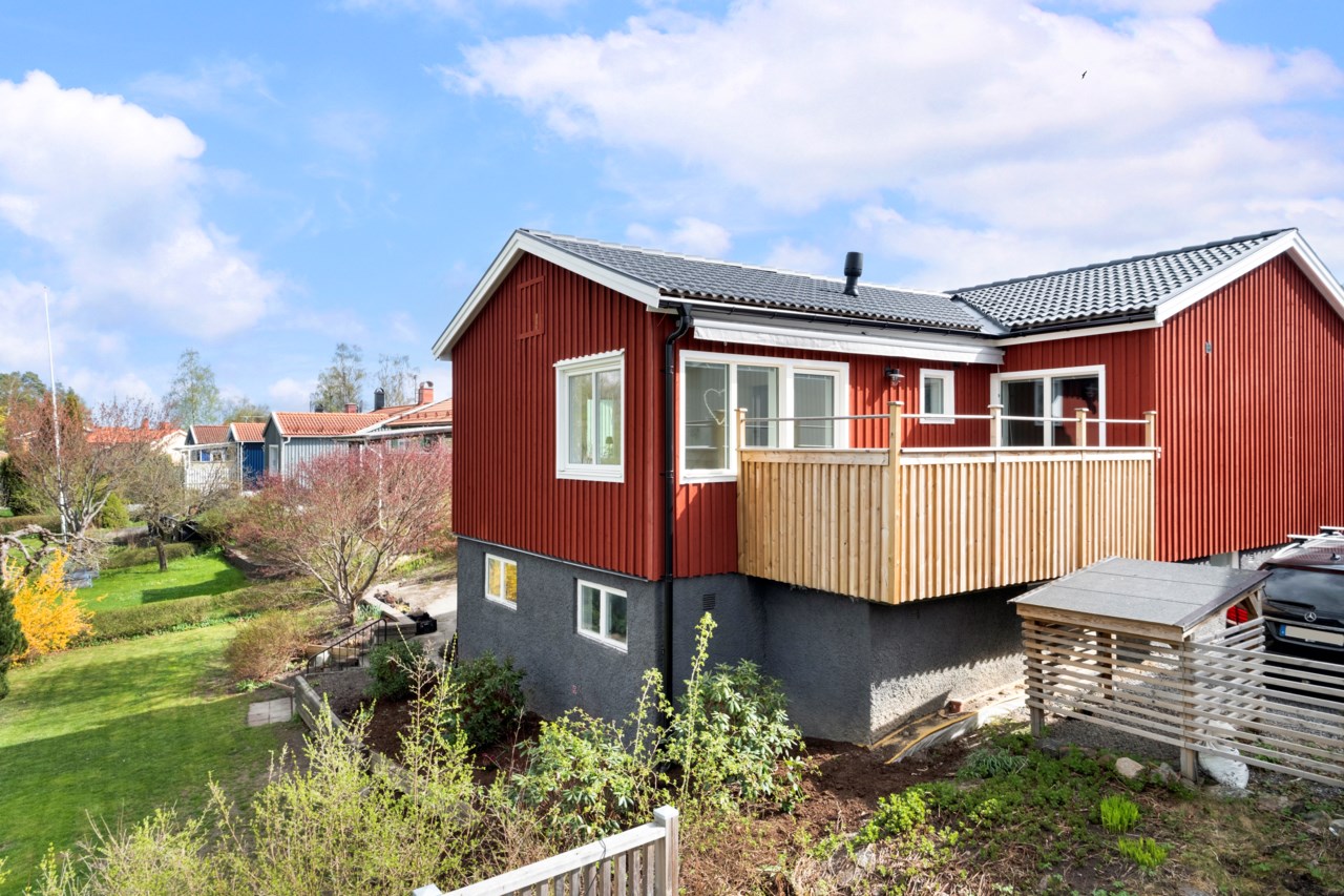Baksidan med balkong