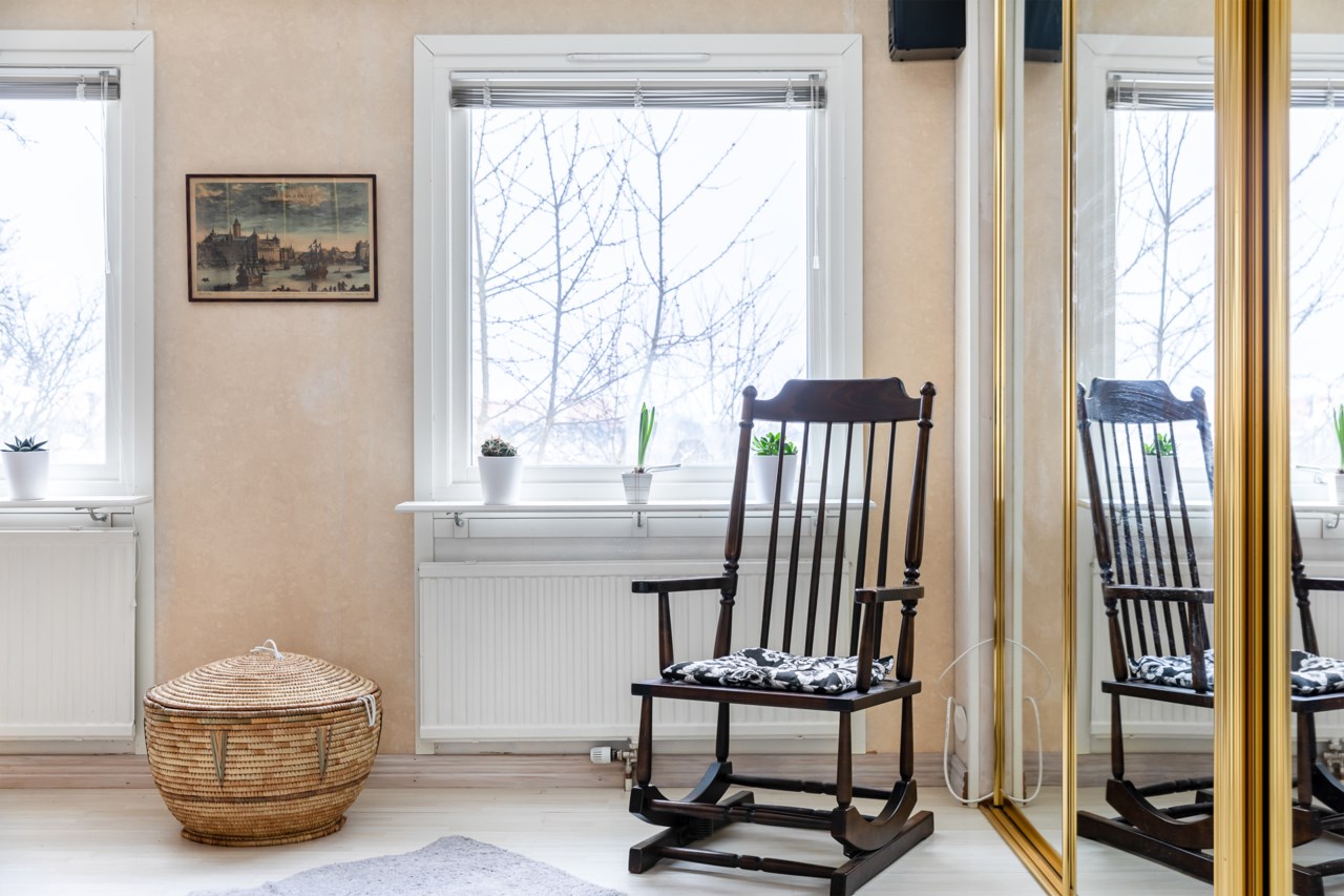 Slagsta gårdsväg 25