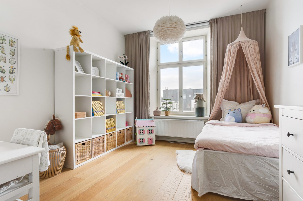 Follingbogatan 8