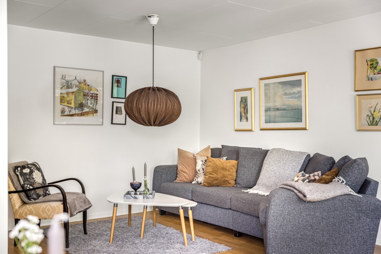 Sviskonvägen 48