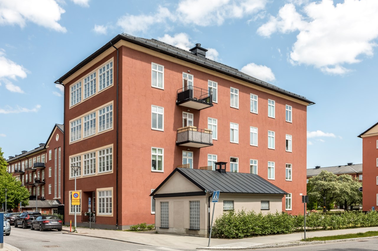 Follingbogatan 28