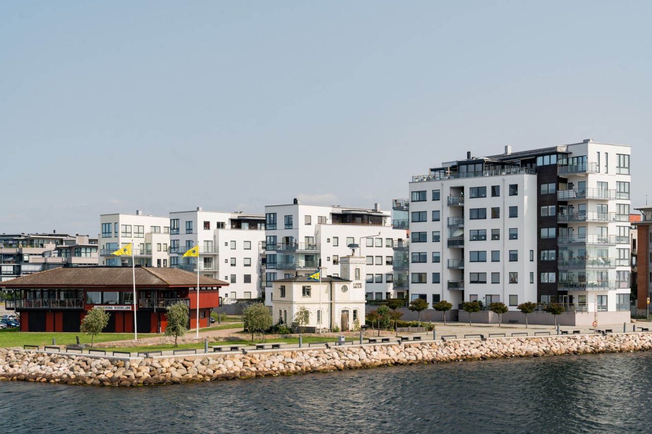 Badhusgatan 25