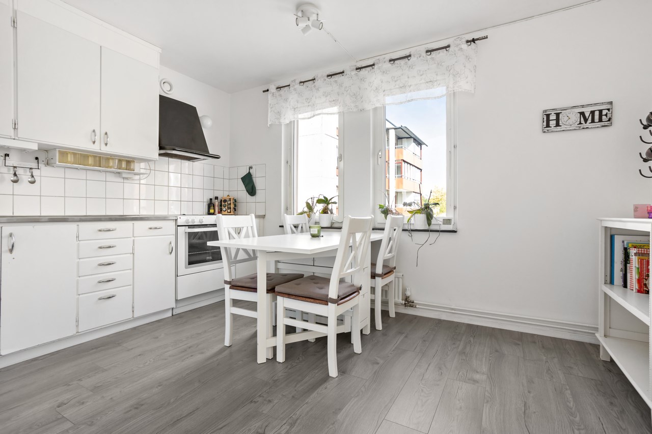 Skarpövägen 37