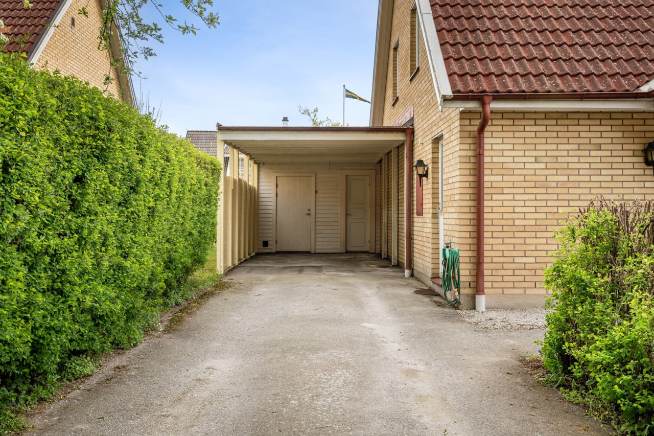 Klövabäcksvägen 7