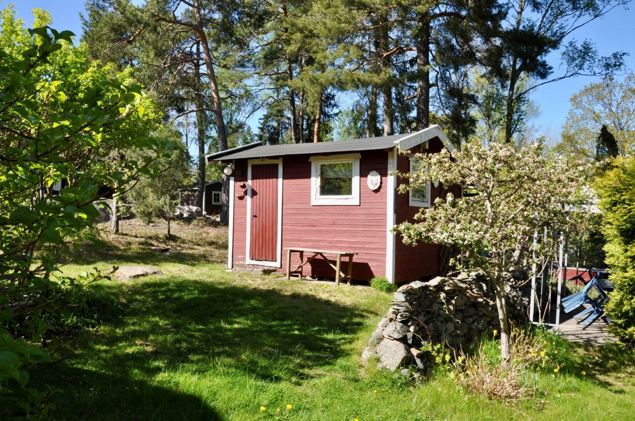 Karlshillsvägen 1
